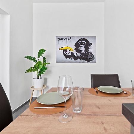 Cozy, Generous City Apartment - 10 Min To City-Centre - Contactless 24H Check-In Viyana Dış mekan fotoğraf