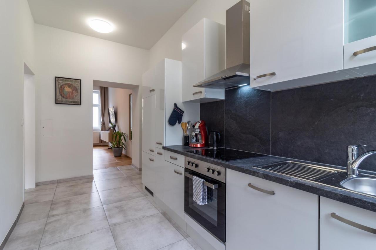 Cozy, Generous City Apartment - 10 Min To City-Centre - Contactless 24H Check-In Viyana Dış mekan fotoğraf