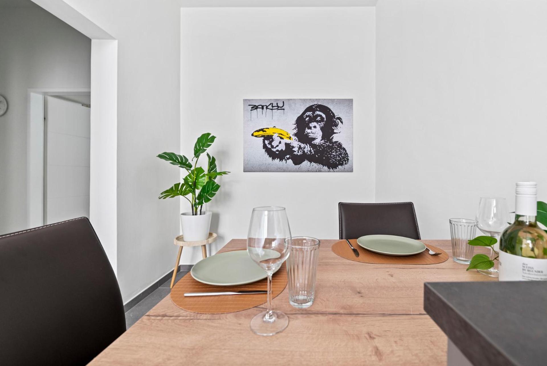 Cozy, Generous City Apartment - 10 Min To City-Centre - Contactless 24H Check-In Viyana Dış mekan fotoğraf