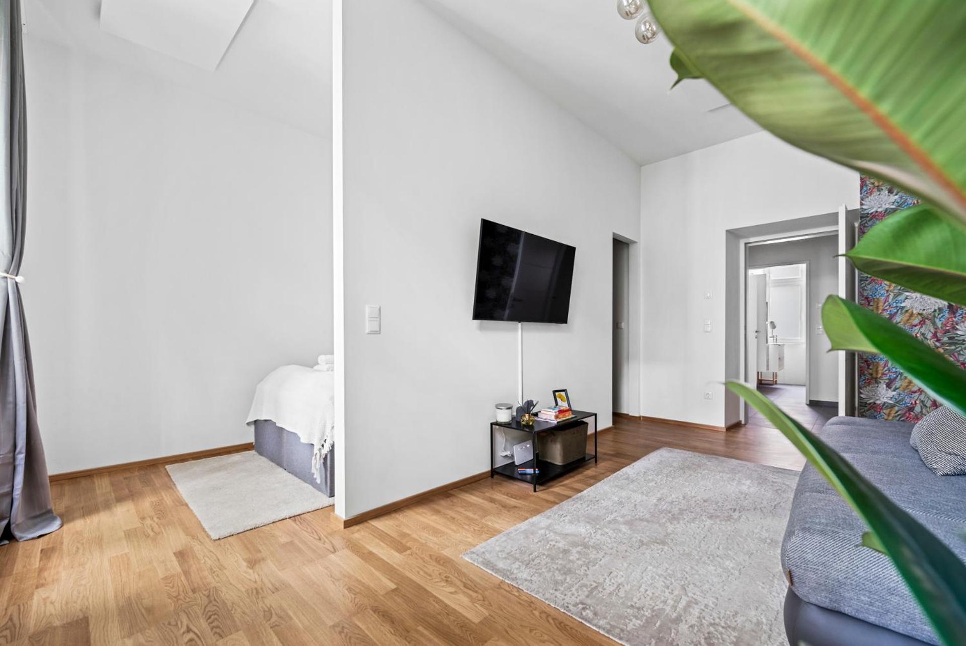 Cozy, Generous City Apartment - 10 Min To City-Centre - Contactless 24H Check-In Viyana Dış mekan fotoğraf