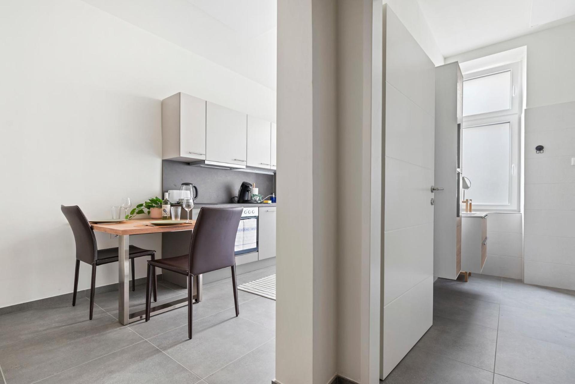Cozy, Generous City Apartment - 10 Min To City-Centre - Contactless 24H Check-In Viyana Dış mekan fotoğraf